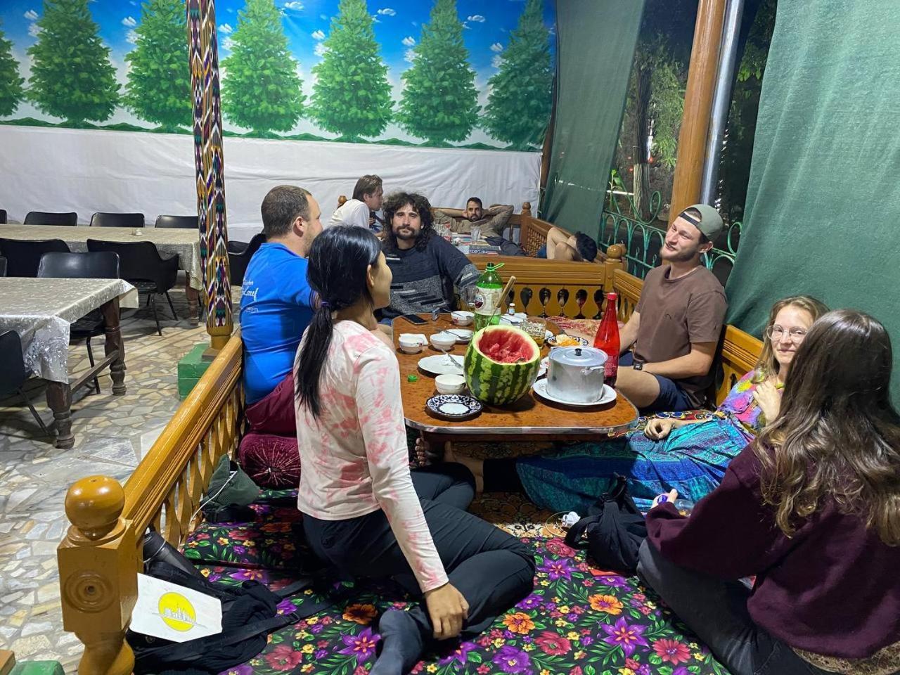 Central Park Hostel 히바 외부 사진
