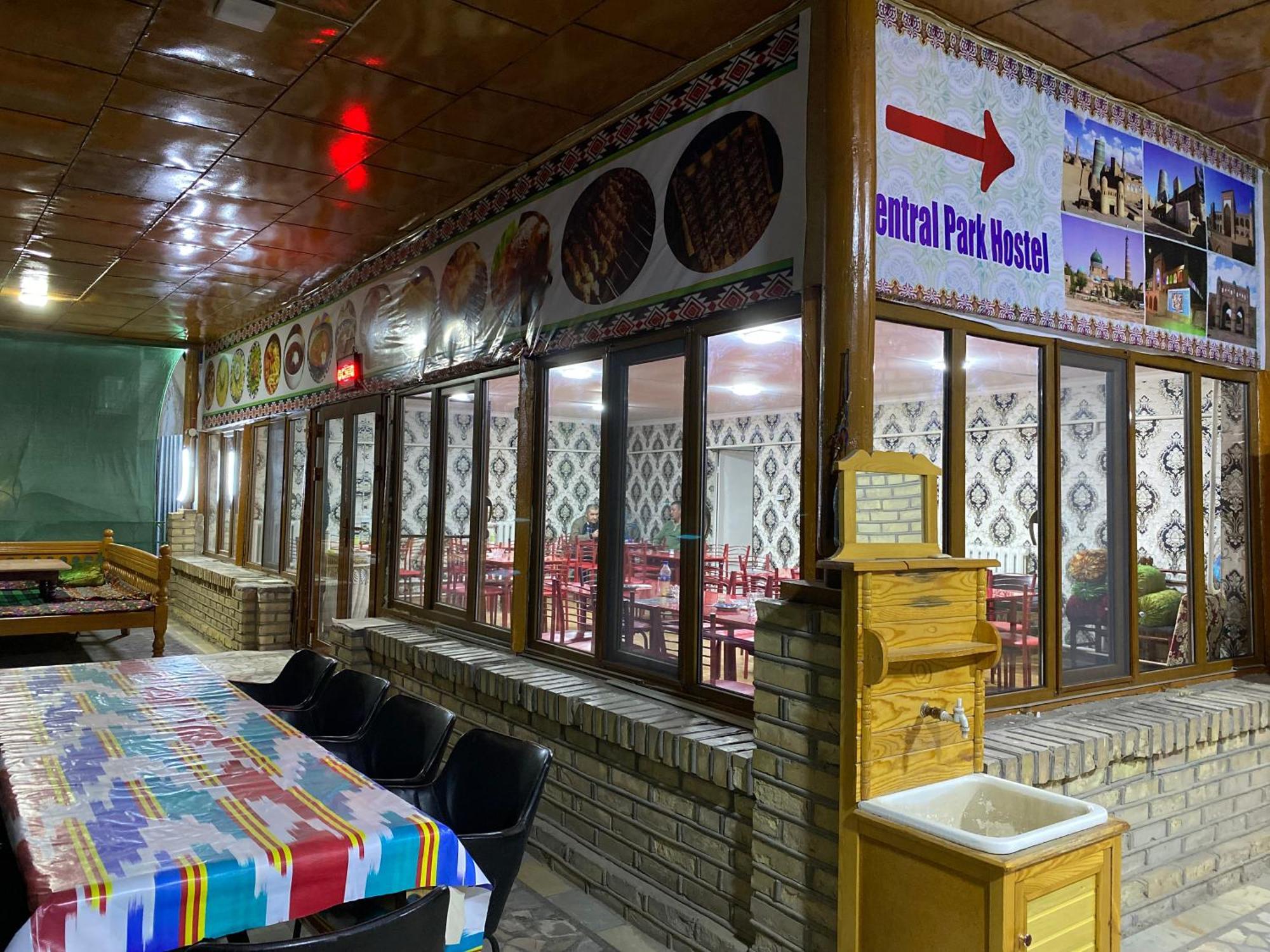 Central Park Hostel 히바 외부 사진